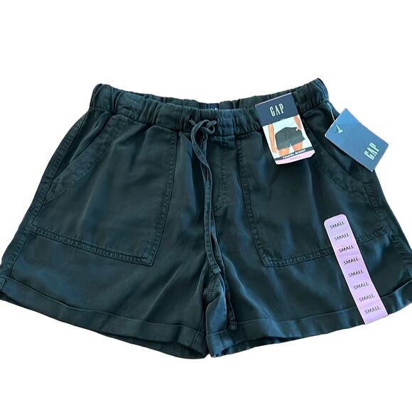 Gap Black Tencel Shorts NWT Woman Size Small Pull On Casual Pockets - Picture 1 of 8
